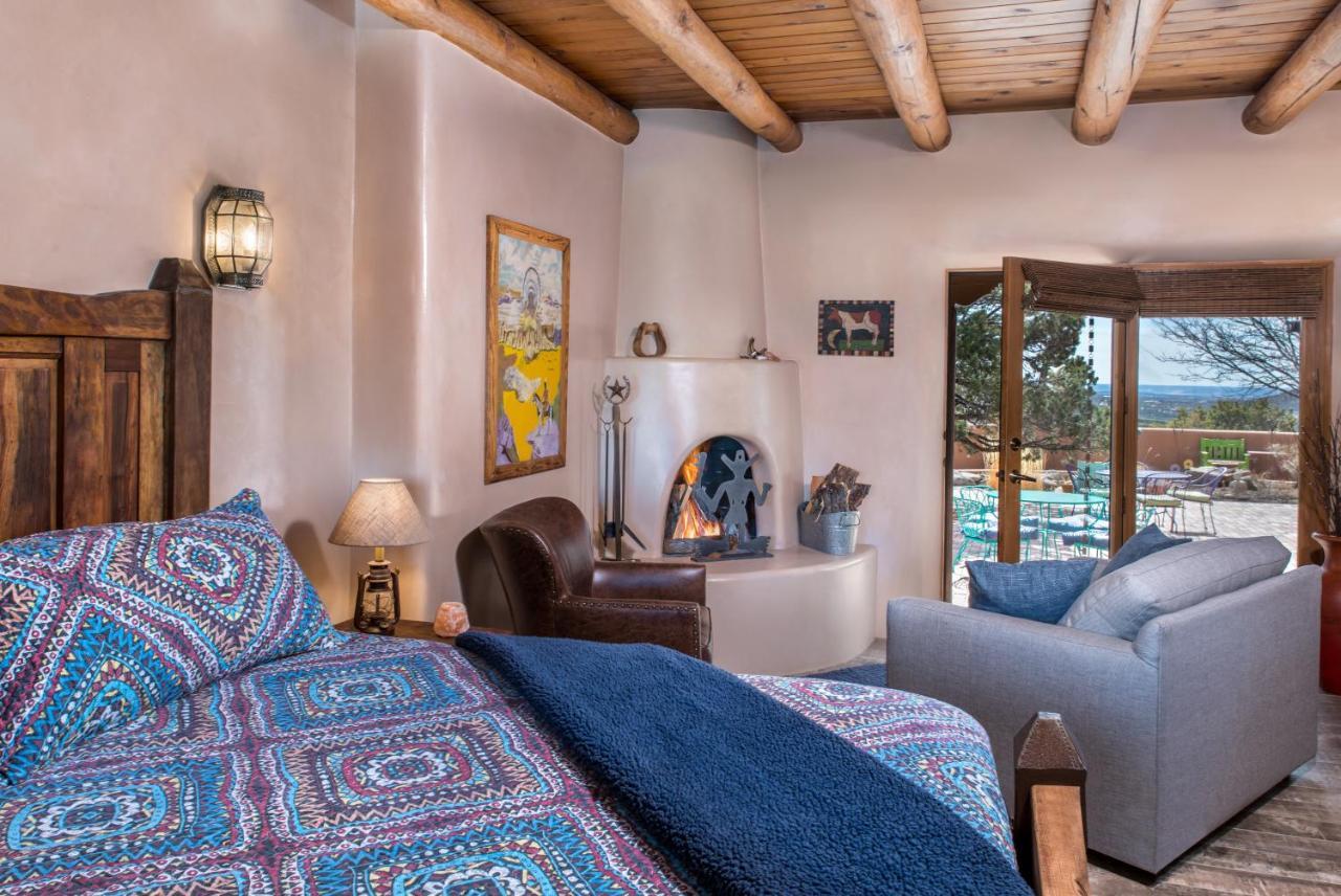 Bobcat Inn Canada de los Alamos Экстерьер фото