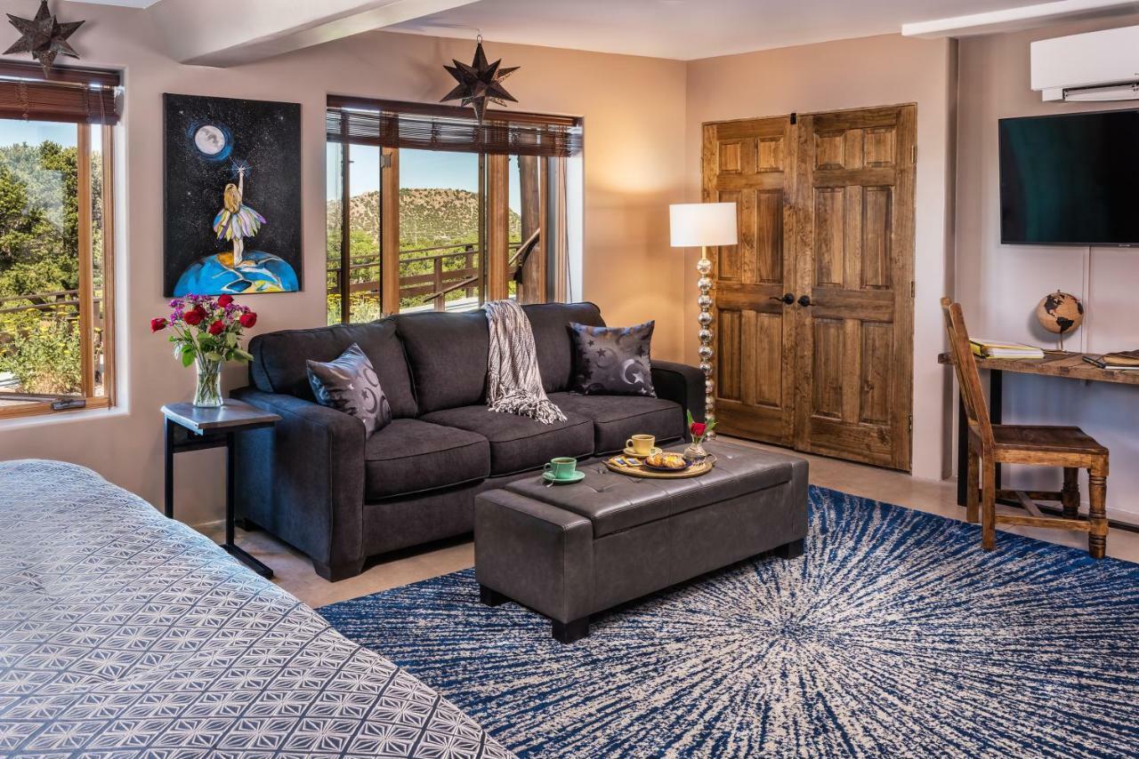 Bobcat Inn Canada de los Alamos Экстерьер фото